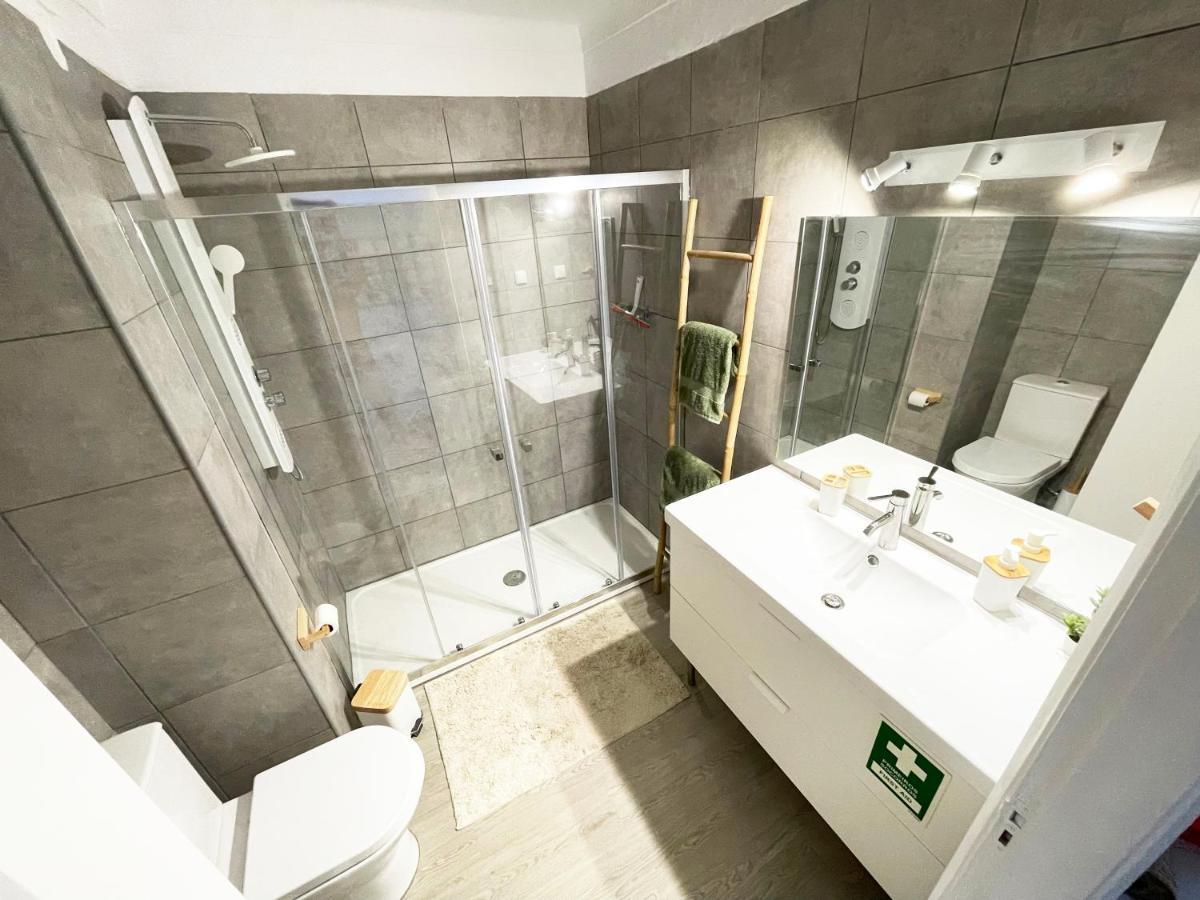 Panoramic Seaview - 2 Bedroom, Main Ave, 15 Min Walk Beach, Workspace البوفيرا المظهر الخارجي الصورة