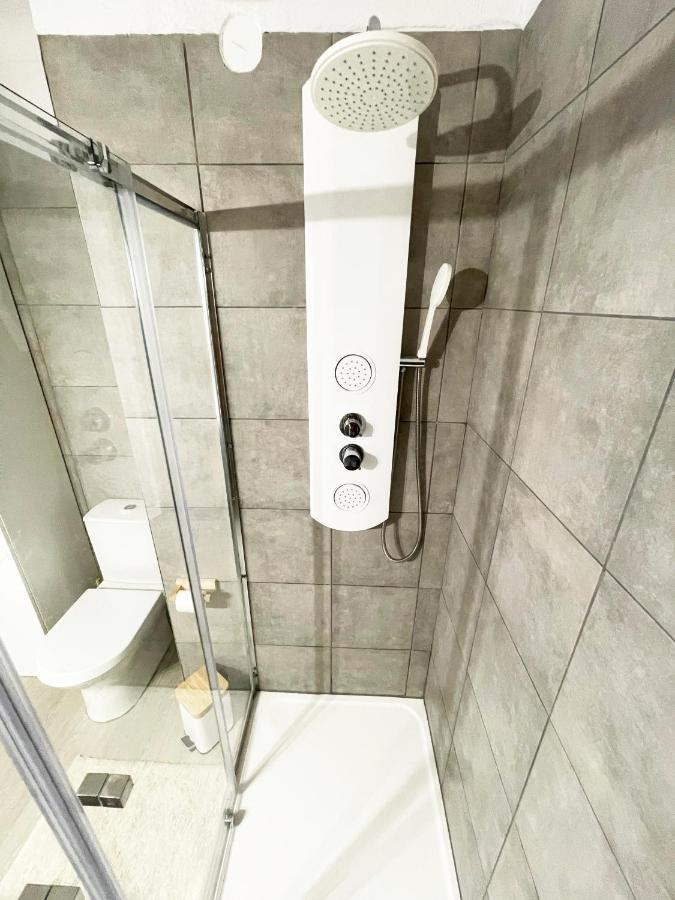 Panoramic Seaview - 2 Bedroom, Main Ave, 15 Min Walk Beach, Workspace البوفيرا المظهر الخارجي الصورة