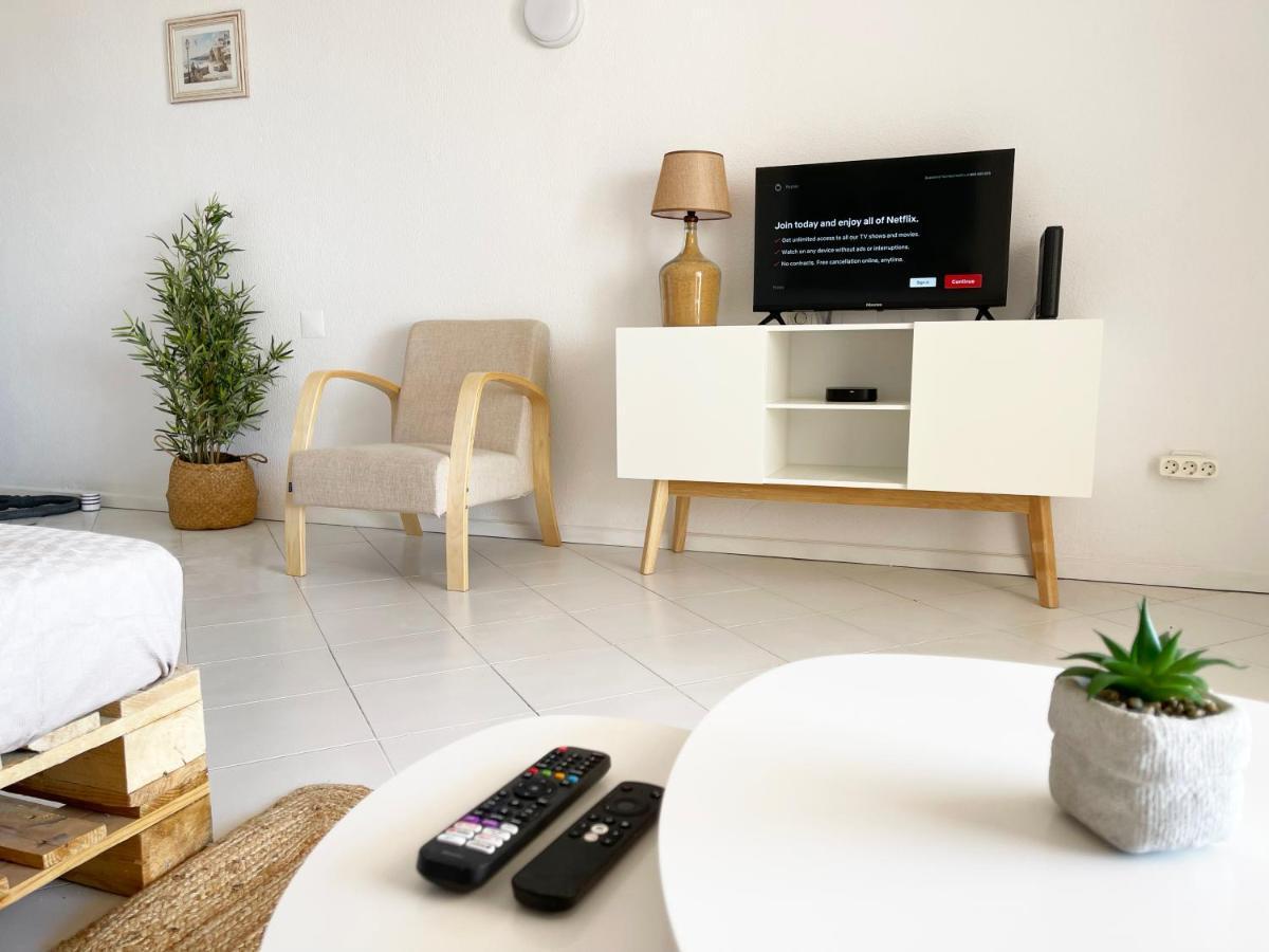 Panoramic Seaview - 2 Bedroom, Main Ave, 15 Min Walk Beach, Workspace البوفيرا المظهر الخارجي الصورة